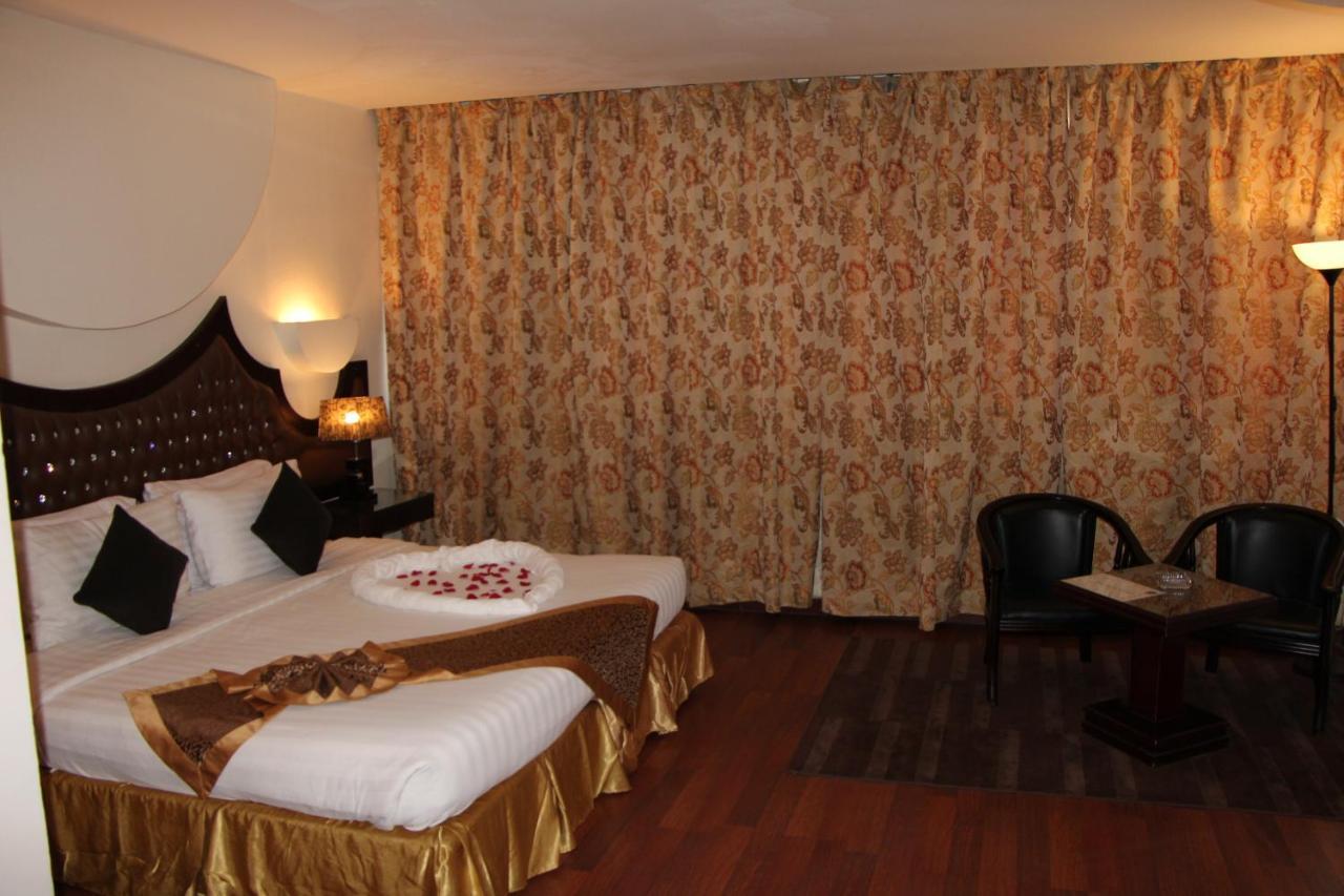 Kenanah Jeddah Hotel מראה חיצוני תמונה