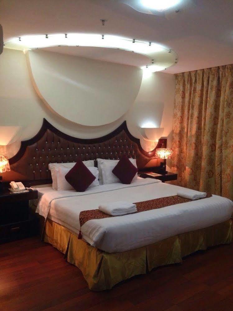 Kenanah Jeddah Hotel מראה חיצוני תמונה