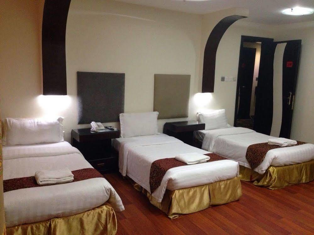 Kenanah Jeddah Hotel מראה חיצוני תמונה